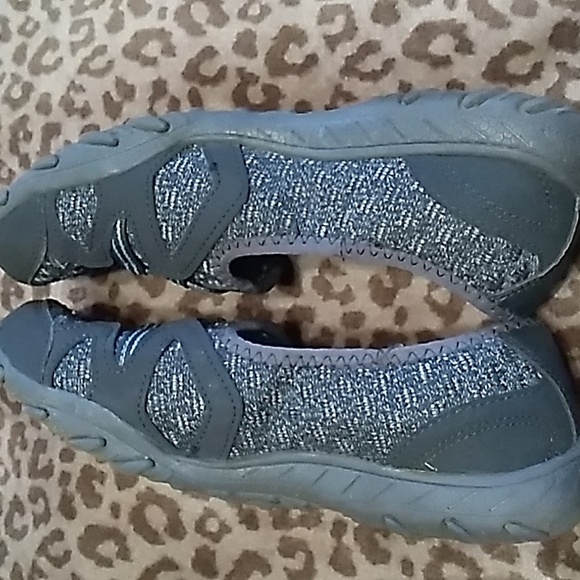 Athletic Works Grey Slip On Tennis Shoes - Picture 3 of 7